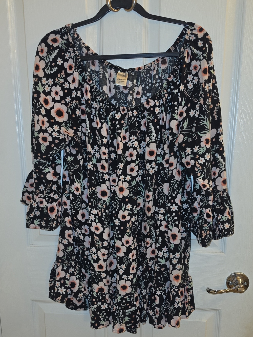 Terra & Sky Black Floral Boho Style Flowy Top